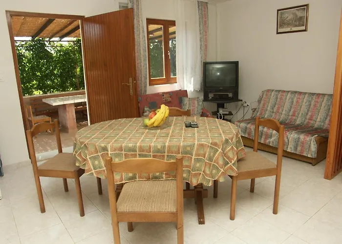 Appartement By The Sea Kanica, - 1118 *